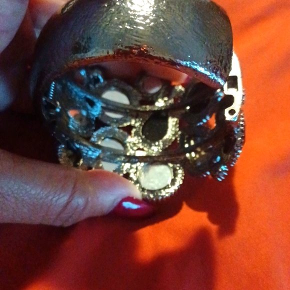 Black & Clear Rhinestone Chunky Fashion Bracelet *OSFM - Picture 4 of 5